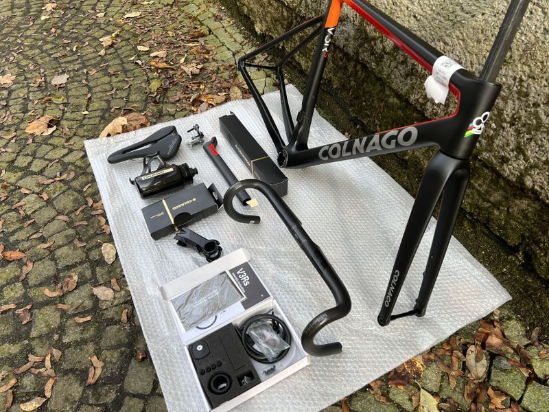 COLNAGO V3RS rámový set nový