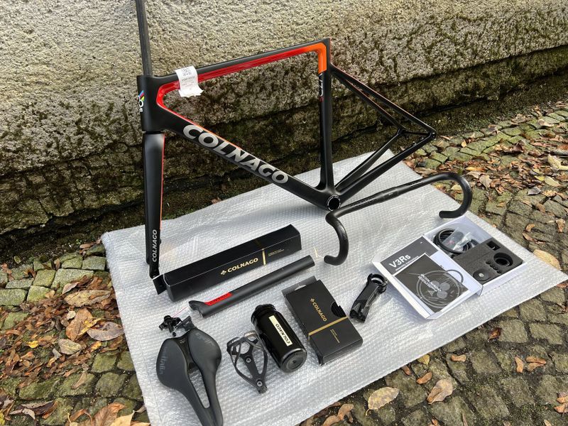 COLNAGO V3RS rámový set nový