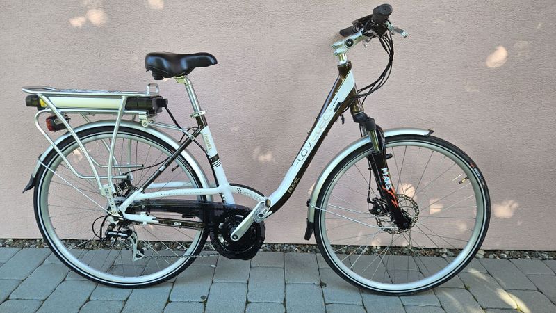 Prodám elektrokolo LOVELEC TRAVEL – Skvělý stav, málo jeté!