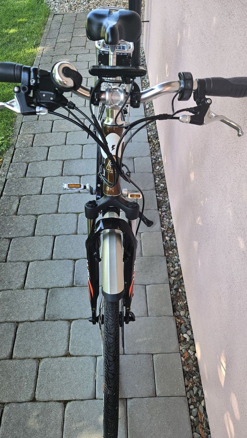 Prodám elektrokolo LOVELEC TRAVEL – Skvělý stav, málo jeté!