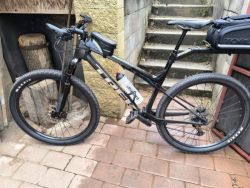 TREK SUPERCALIBER SL 9.6 Gen 2 Dark Prismatic vel.XL