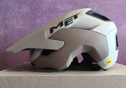 MET REVO Mips vel. L 58-61