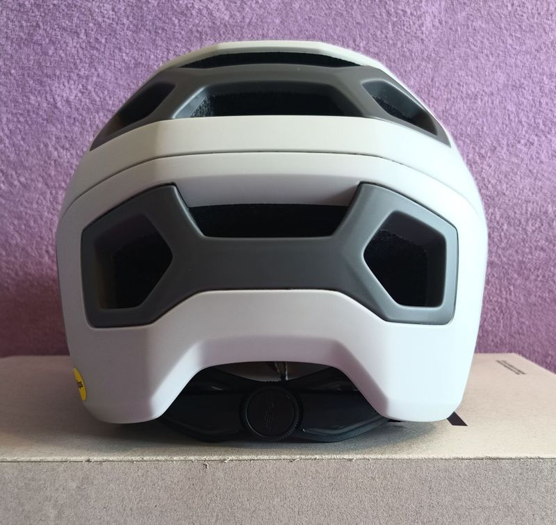 MET REVO Mips vel. L 58-61