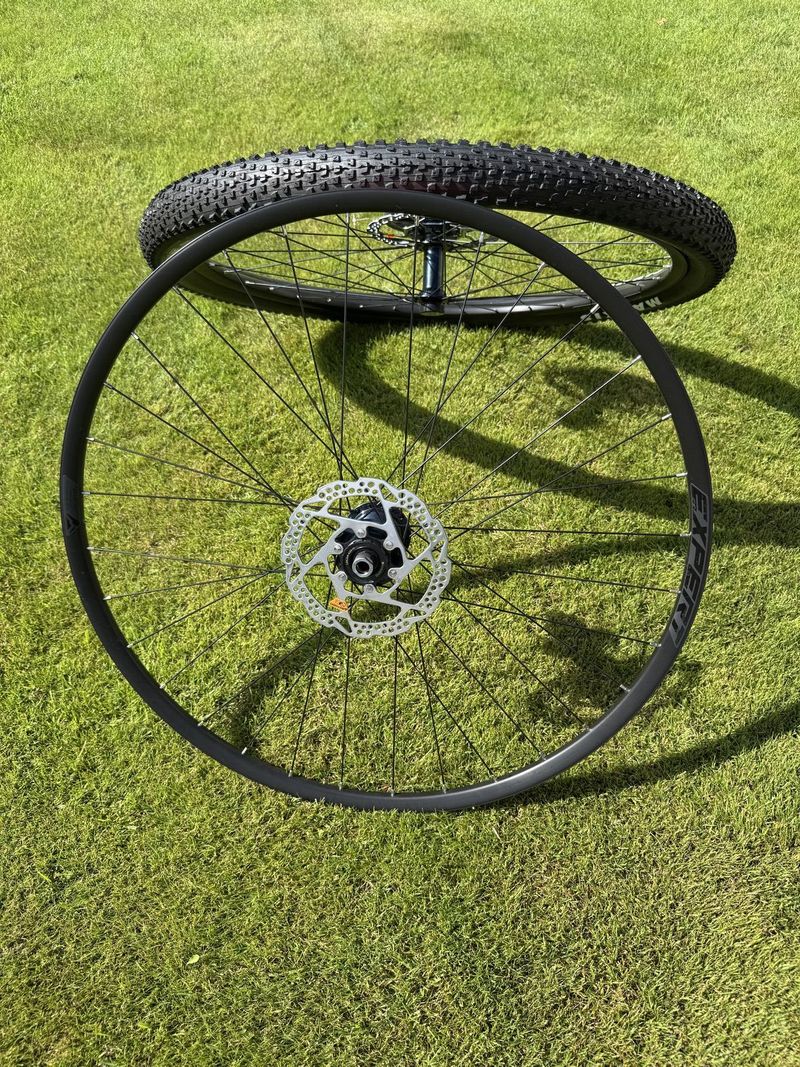 Kola Merida Expert CC 29"