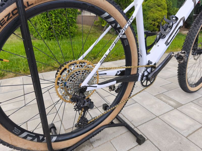 Superior HT Carbon