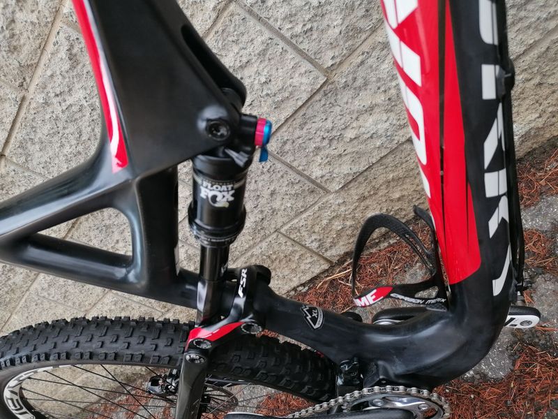 SPECIALIZED S-Works Stumpjumper FSR 29