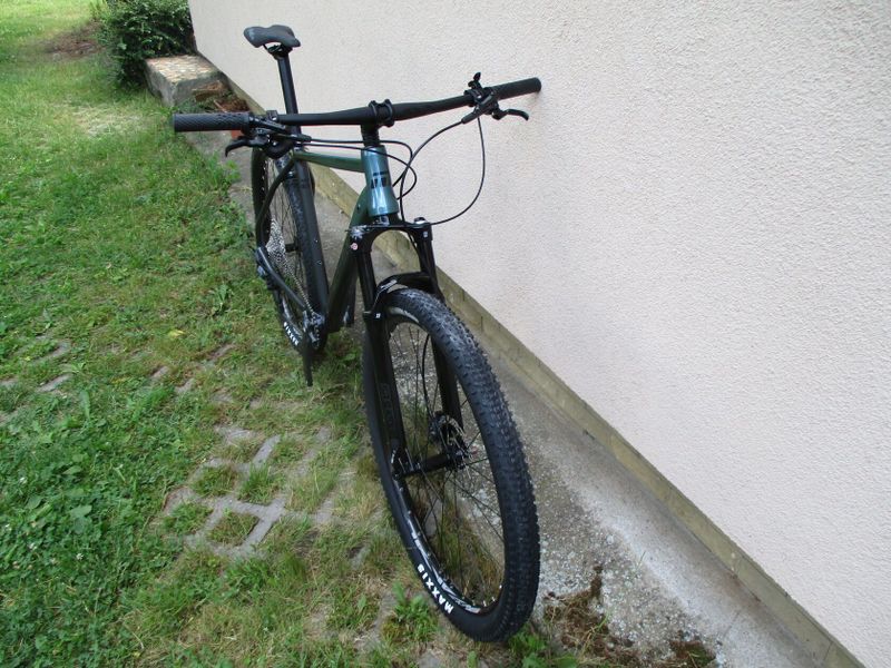 Nové 29" kolo na rámu Maxbike M909 new 21", SLX/Deore 1x12, vzduch. vidlice Suntour Raidon