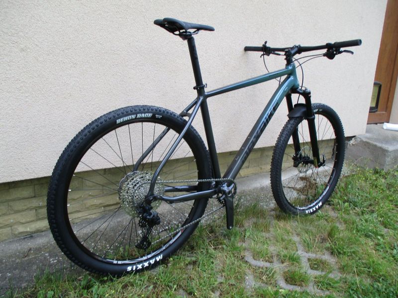 Nové 29" kolo na rámu Maxbike M909 new 21", SLX/Deore 1x12, vzduch. vidlice Suntour Raidon