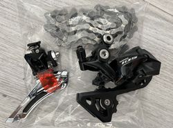 Shimano 105 R7000 11sp přehazovačka, přesmykač, řetěz.