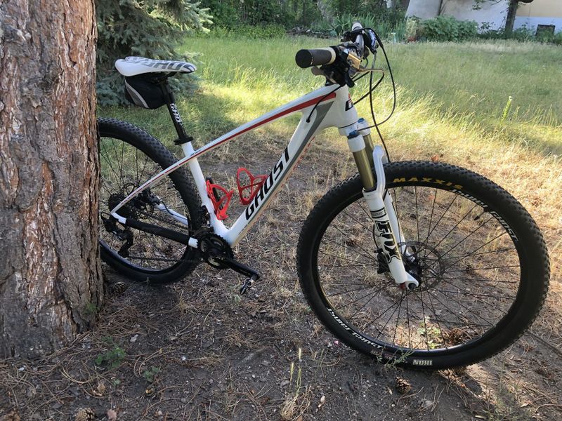 Damske horske kolo Ghost Nila 5 LC ram S, karbon