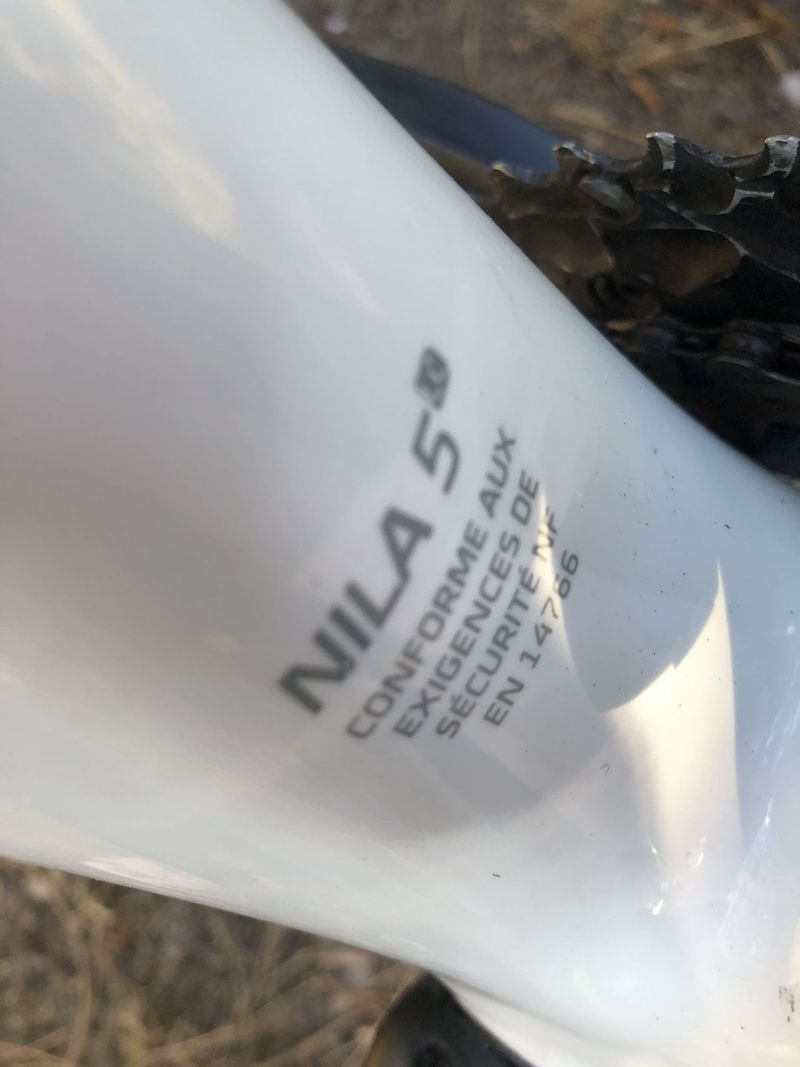 Damske horske kolo Ghost Nila 5 LC ram S, karbon