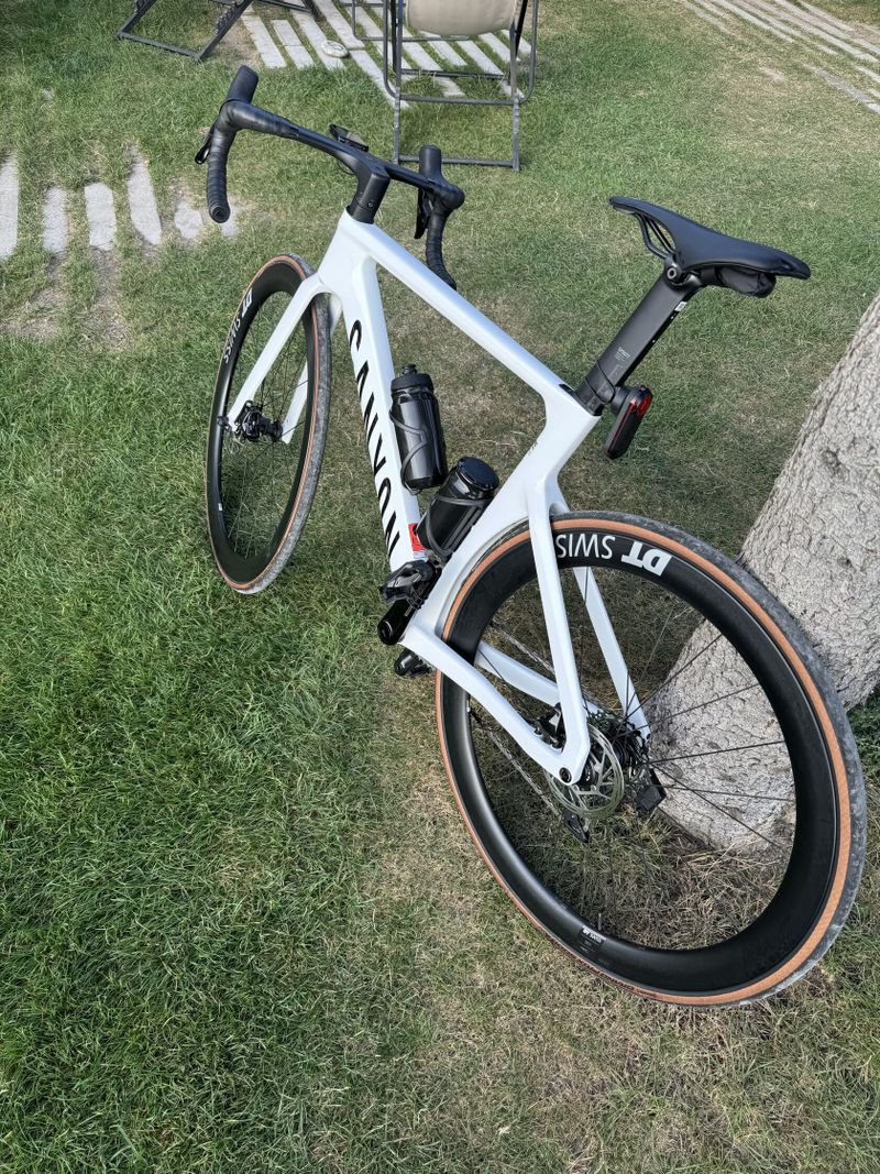 Canyon Aeroad CF SLX 7 AXS