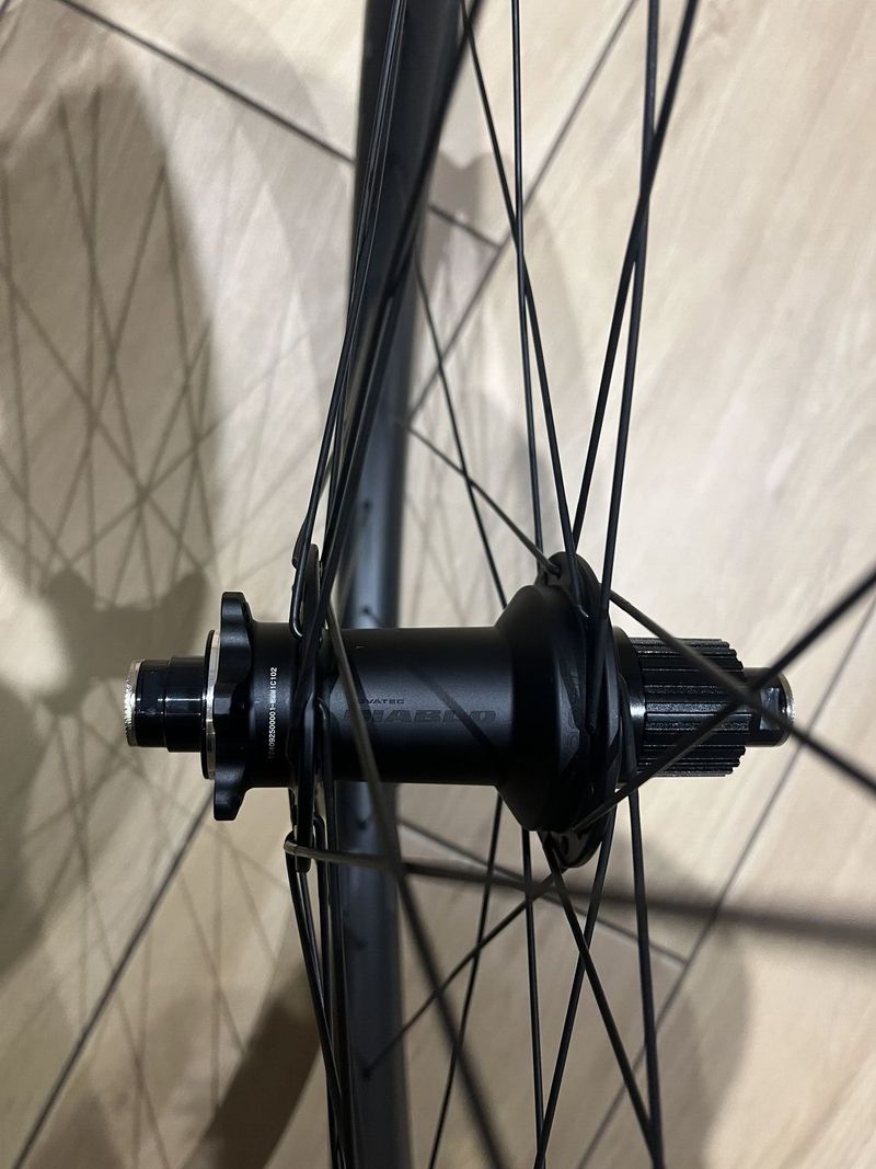 Nove Karbonove Novatec M30 naboje Diablo