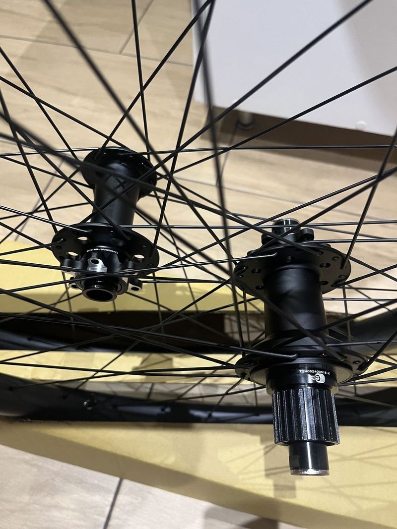Nove Karbonove Novatec M30 naboje Diablo