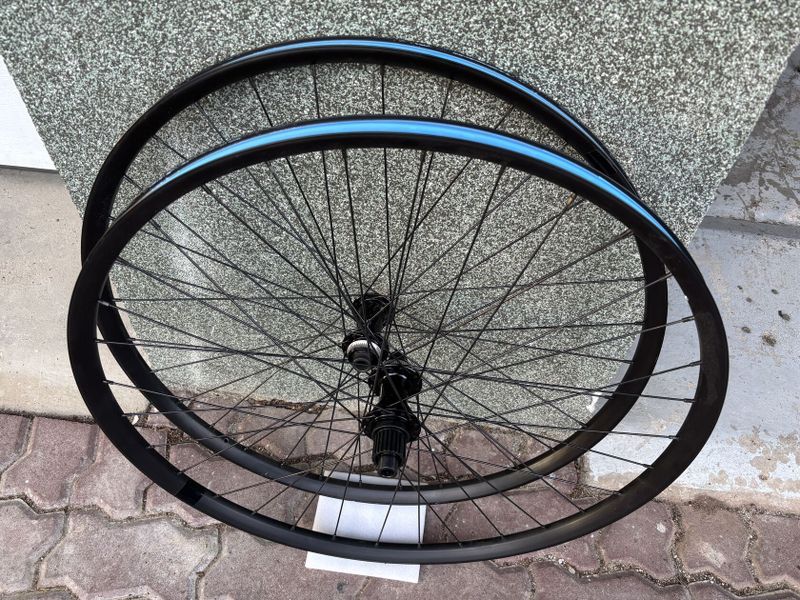 Kola 29’ nová, nejetá (Orbea OIZ)