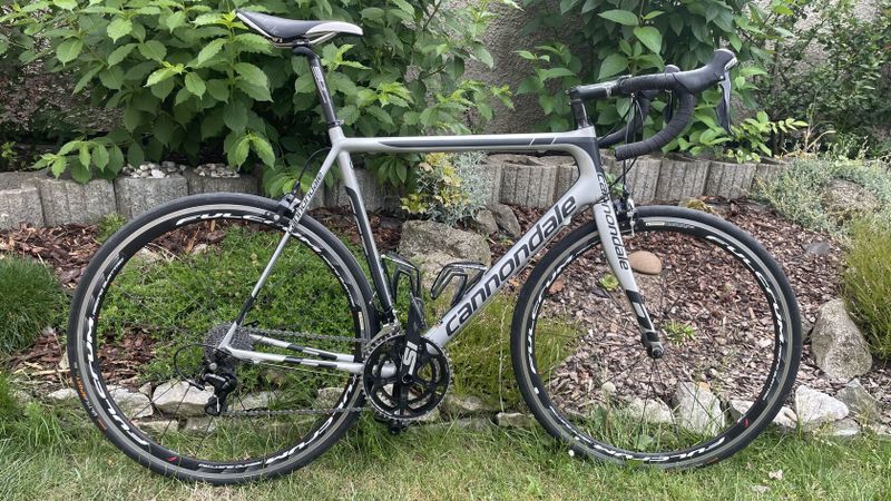 CANNONDALE SUPERSIX EVO