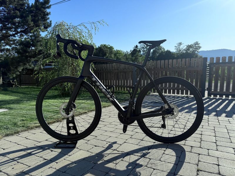 Trek Domane SLR 7 Gen 4, 2023, vel. 56, Ultegra Di2, karbonová kola