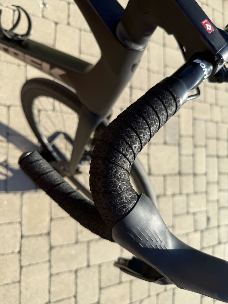 Trek Domane SLR 7 Gen 4, 2023, vel. 56, Ultegra Di2, karbonová kola