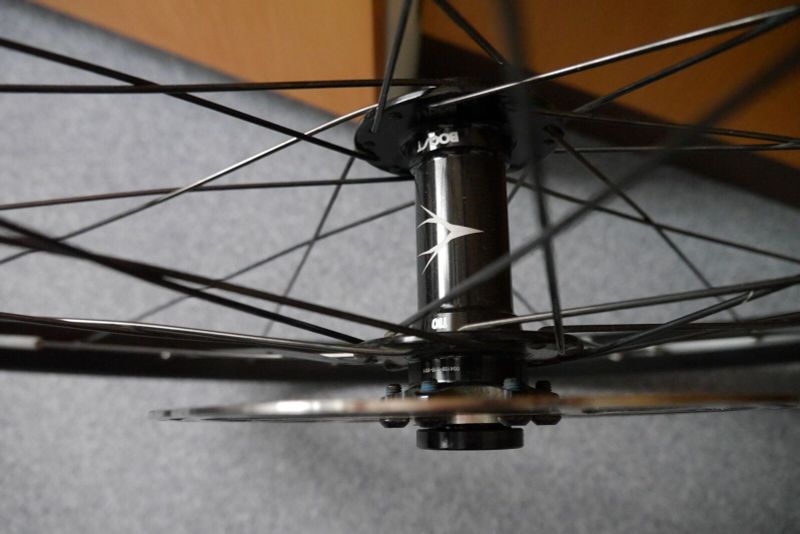 Kola z Whyte 629 V4