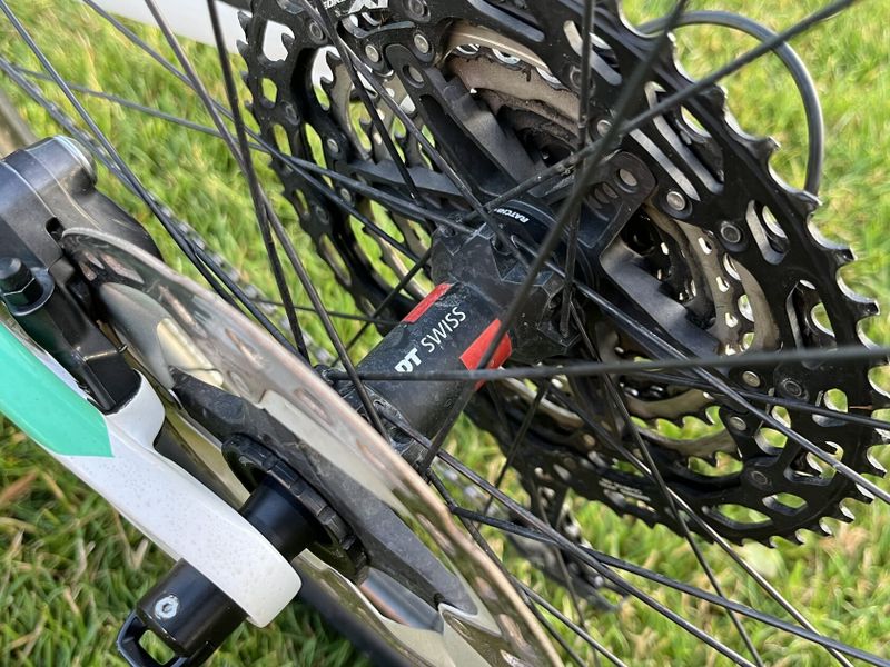 Canyon Lux WC CF7