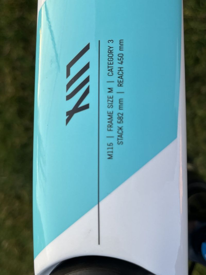 Canyon Lux WC CF7