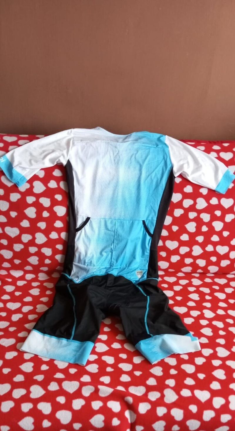 kombinéza na triatlon Kilpi, Sýkora 
