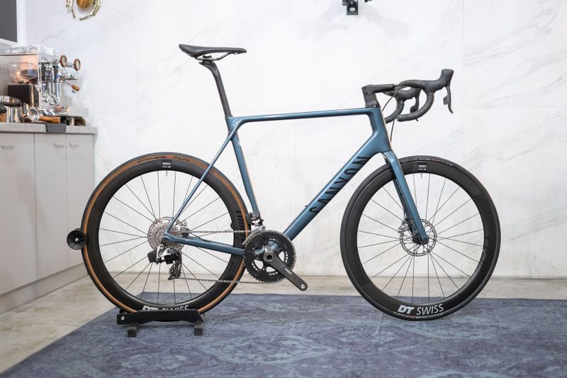 Canyon Ultimate CF SLX 