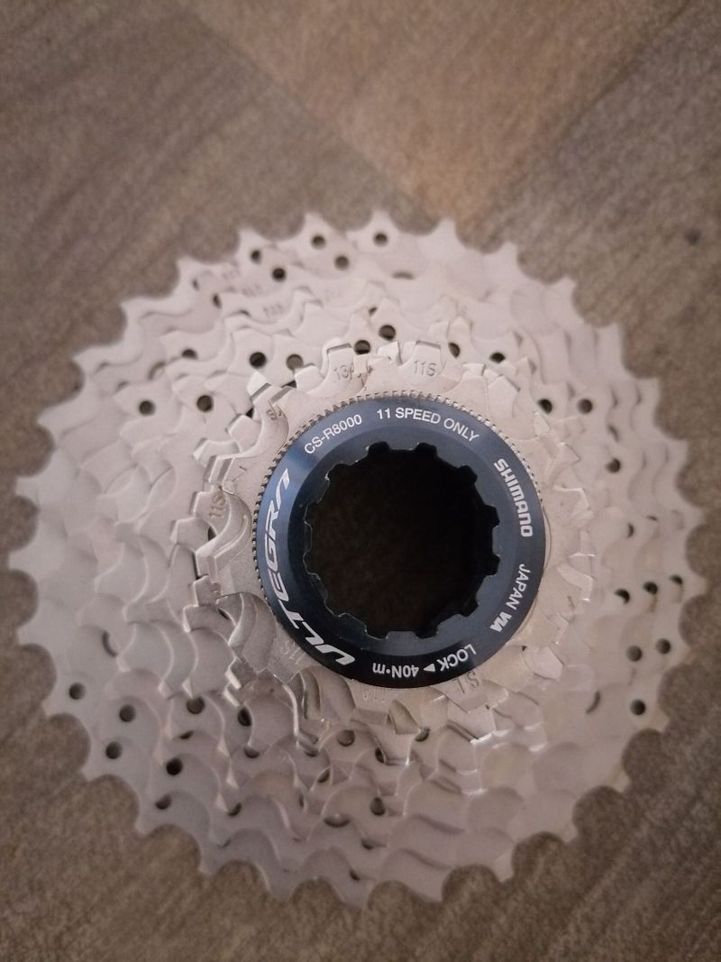 Nová kazeta Ultegra CS8000 11-30 11s