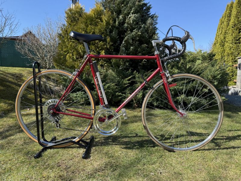 Prodám kolo Favorit F 318, rok vyroby 1989