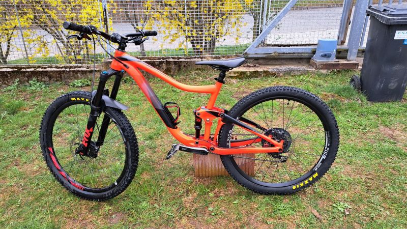 Giant Trance 2
