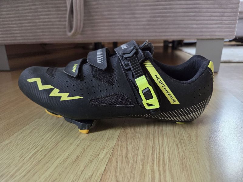 Silniční tretry Northwave Core SRS vel. 40