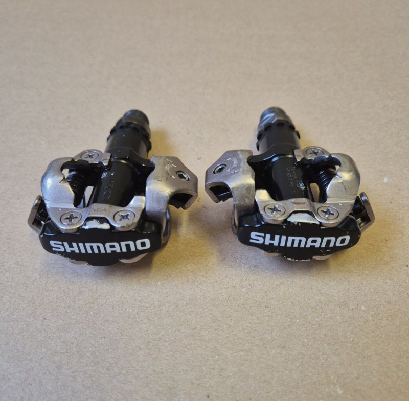 Nášlapné pedály Shimano SPD včetně kufrů (PD-M520) v dobrém stavu!