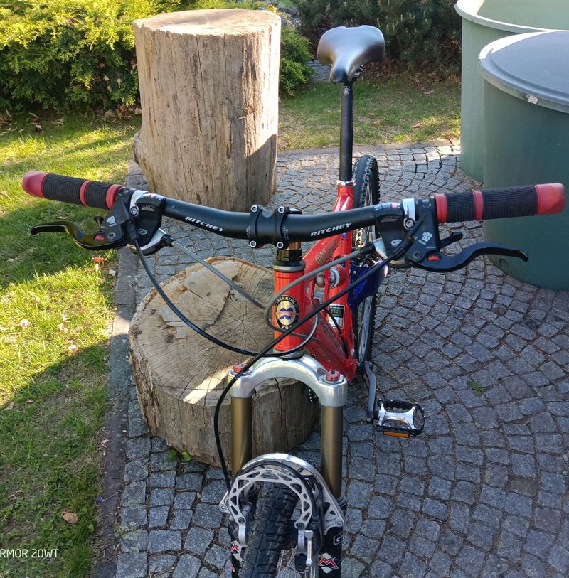 TREKKING FOX SHOCK WORKS XC