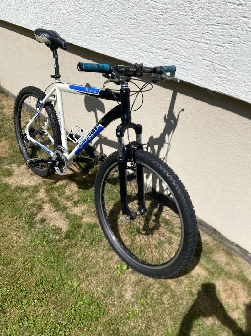 Horské kolo favorit