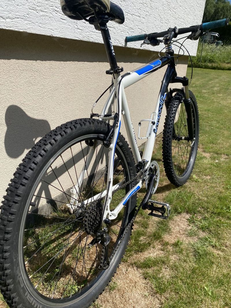 Horské kolo favorit