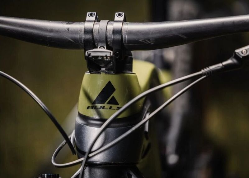 Bulls Sonic EVO AM-Team Carbon, BOSCH CX RACE Limited Edition, 750Wh, celoodpružené el. vel. S