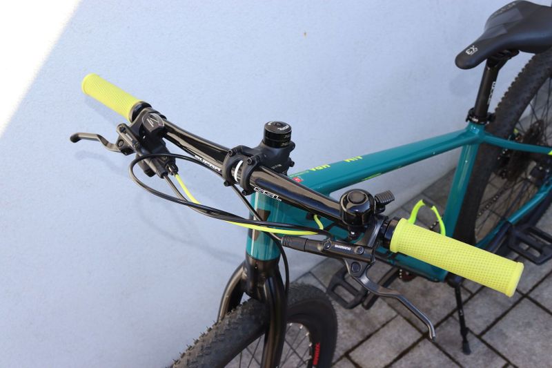 Juniorské kolo CUBE rám 16", kola 27,5"