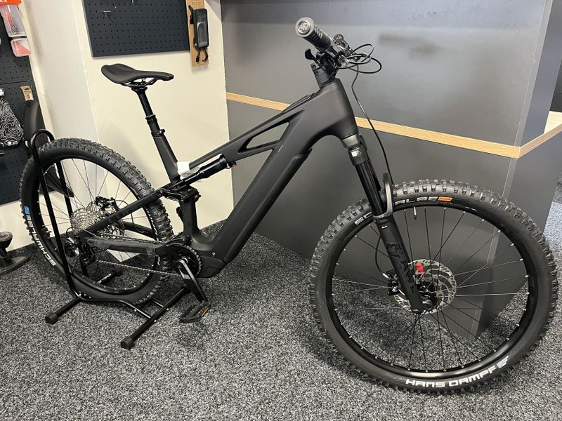 CUBE Stereo Hybrid ONE44 RACE 800 vel.XL 2025 NOVÉ KARBON