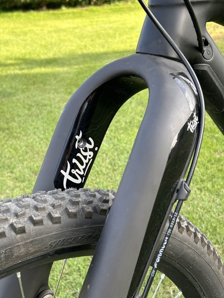 Trust Message carbon / 29" / 130mm / Boost