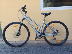 Dámské crossové kolo Kellys CLEA 90, 17" 