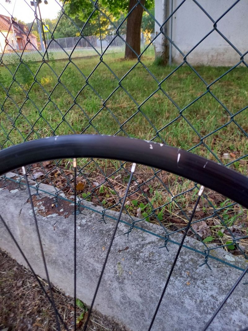 Zapletená kola Triban 622x17 