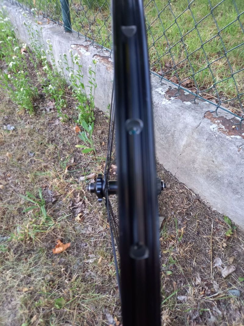 Zapletená kola Triban 622x17 