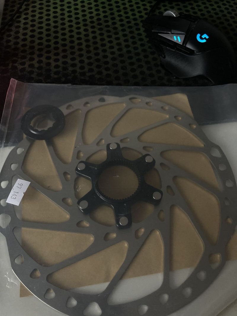 Shimano kotouč 203mm