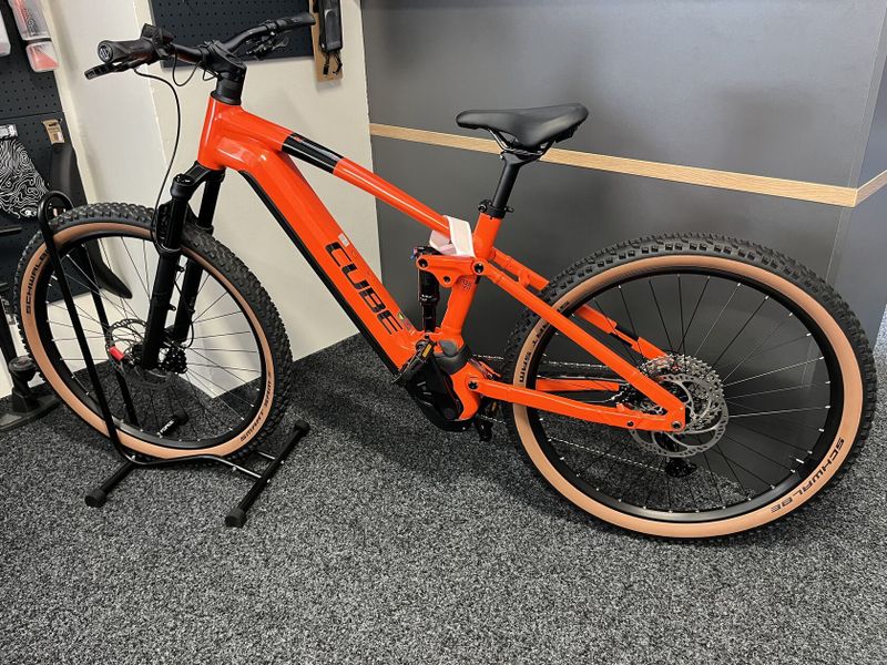 CUBE Stereo Hybrid 120 RACE 750 vel.L 2024 NOVÉ FOX,XT