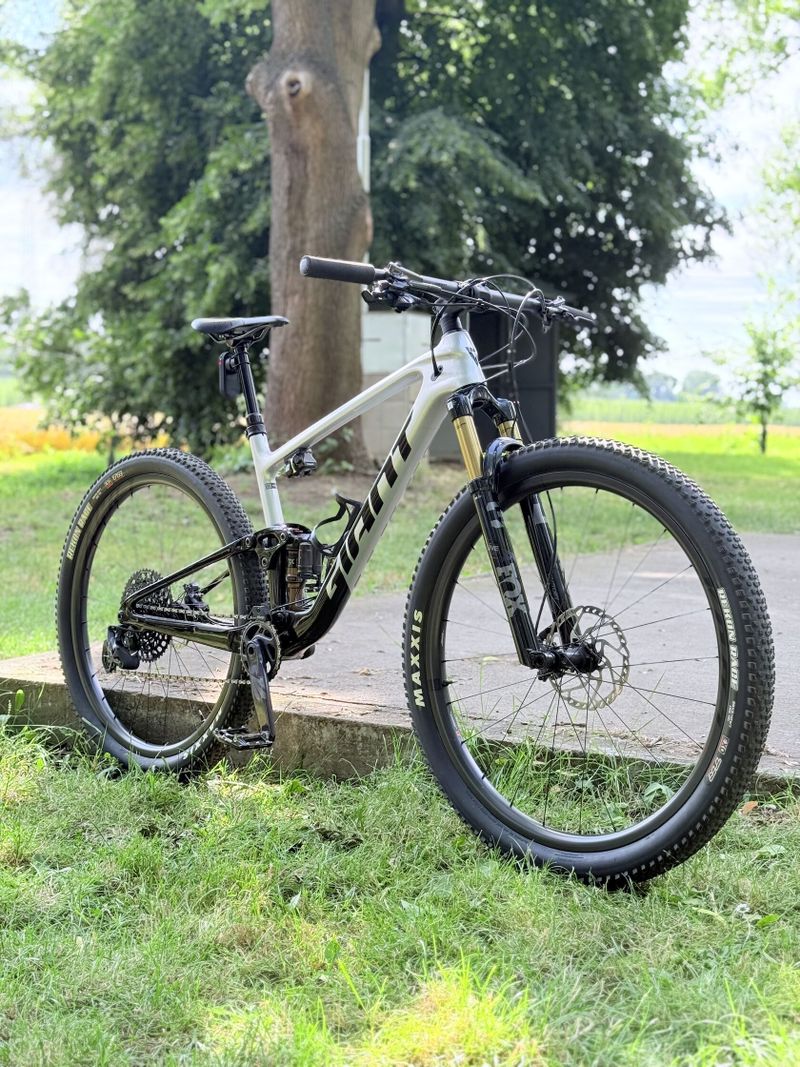 Giant Anthem Advanced Pro 1 Supernova