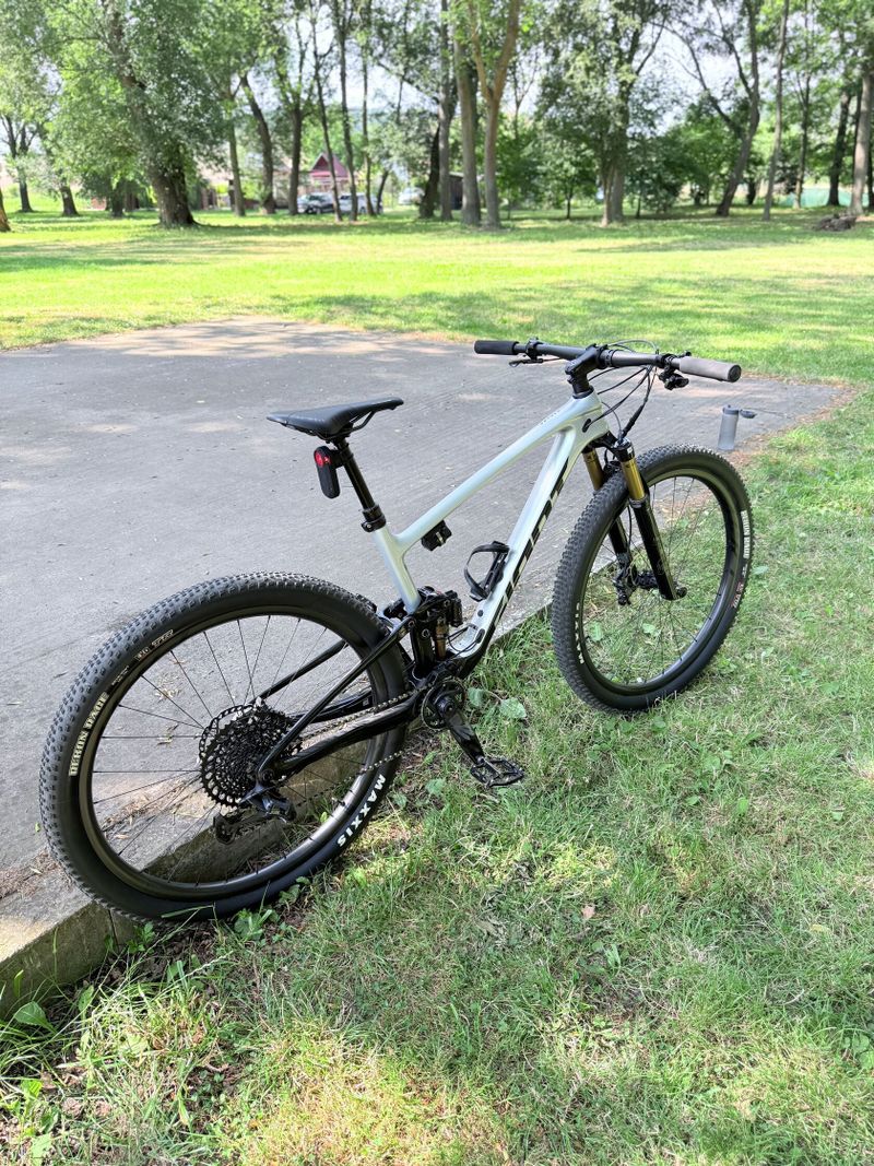 Giant Anthem Advanced Pro 1 Supernova