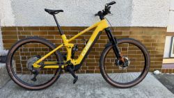 Cube Stereo Hybrid 140 HPC Pro, vel.L