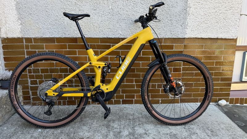 Cube Stereo Hybrid 140 HPC Pro, vel.L