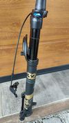 vidlice FOX 32 SC Performance a RockShox Judy 100mm
