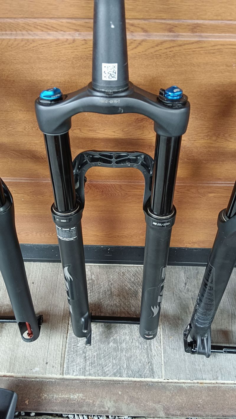 vidlice FOX DTswiss RockShox 120mm